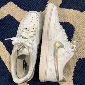 Nike Women’s Size 10 EUC